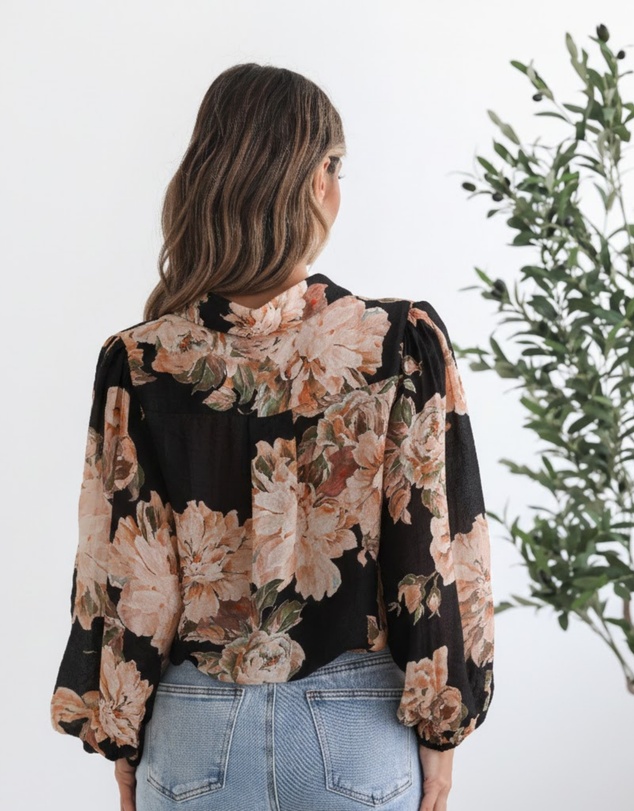 Esther & Co - Veiga Blouse - Black Floral