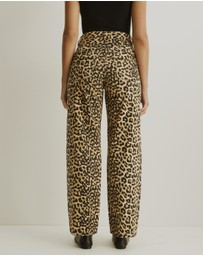 Atmos&Here - Lizzy High Rise Relaxed Jeans