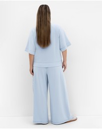 City Chic - Plus size Raglan Sweat Top - powder blue