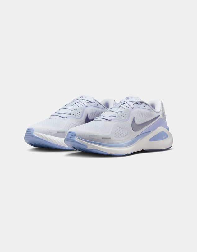 Nike - Structure 26 - Women's