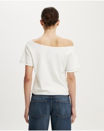 Cotton On - Lcn Off Shoulder Graphic Tee
