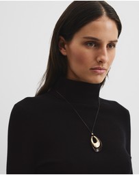 Country Road - Pia Pendant Necklace