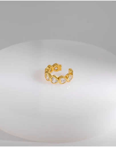 Wanderlust + Co - Heart Bezel Gold 9mm Ear Cuff