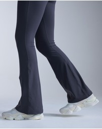 2XU - Fluid Hi-Rise Flare Pants