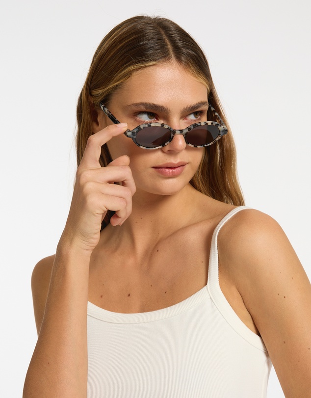 Status Anxiety - Wonder Sunglasses