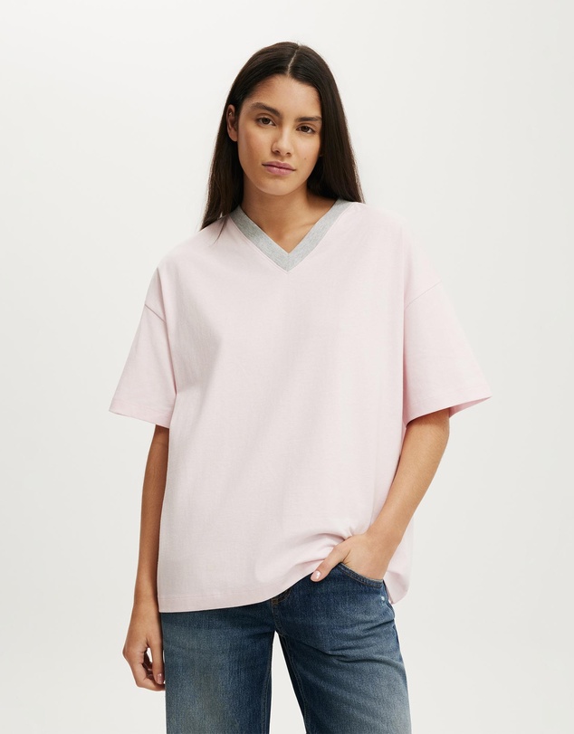 Cotton On - The Oversized V Neck Tee
