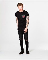 DVNT - Rose Tee