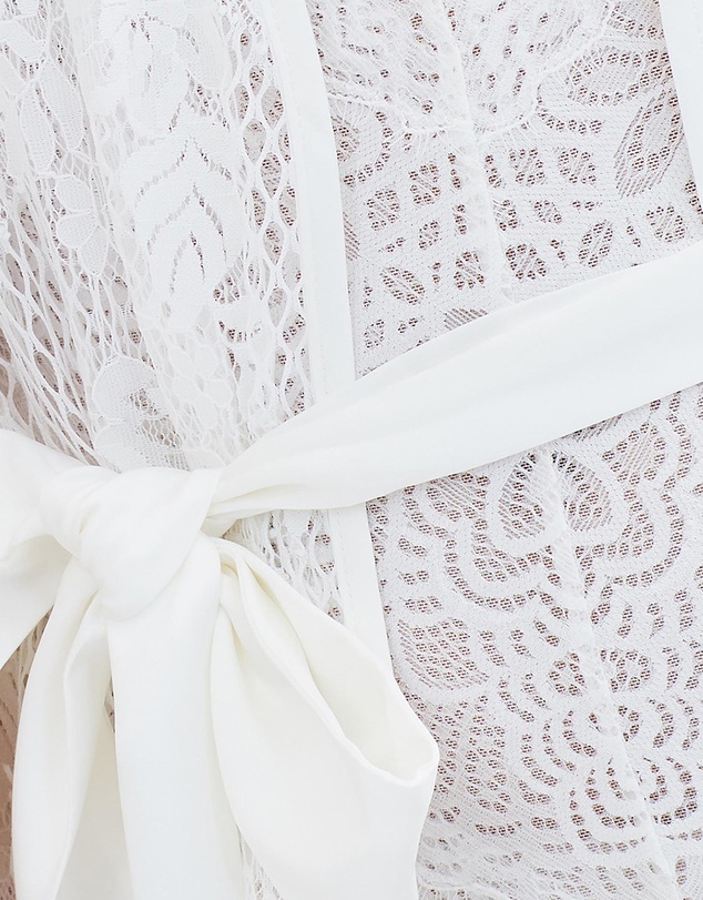 Homebodii - Leah Long Lace Robe