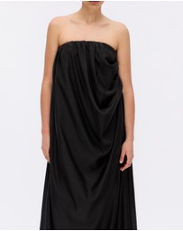 Minima Esenciales - Lana Draped Maxi Dress