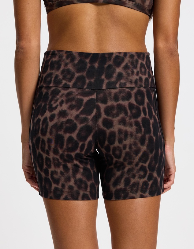 adidas Sportswear - Seasonal Essentials Leopard Print Biker Shorts With 3-Stripes