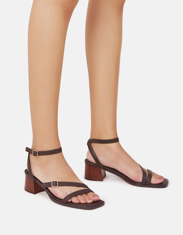 Wittner - Izzi Leather Block Heels