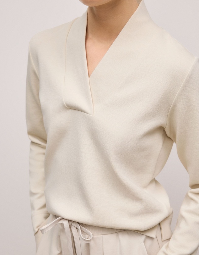 Trenery - Jacquard Shawl Neck Sweat in Stone