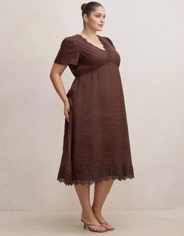 Forever New Curve - Zali Curve Lace Linen Midi Dress