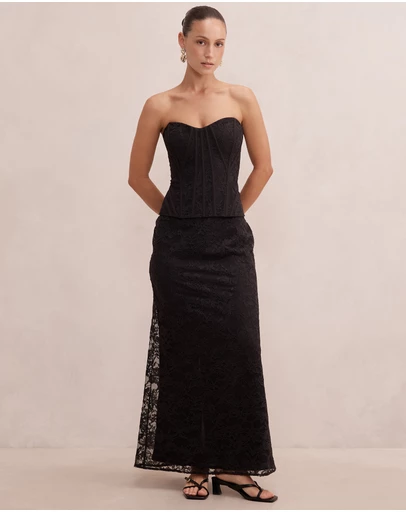 Forever New Petite - Myla Petite Corset Lace Maxi Dress