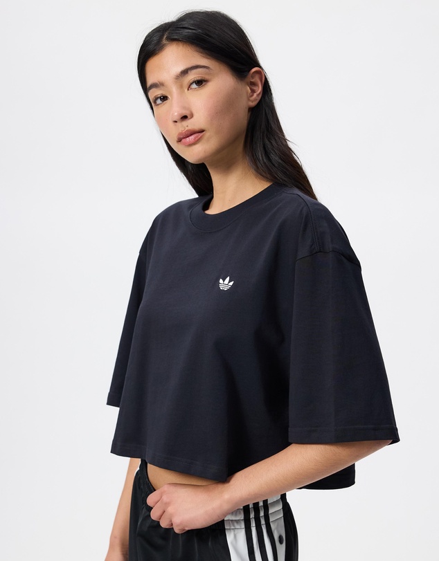 adidas Originals - Essentials Crop Tee