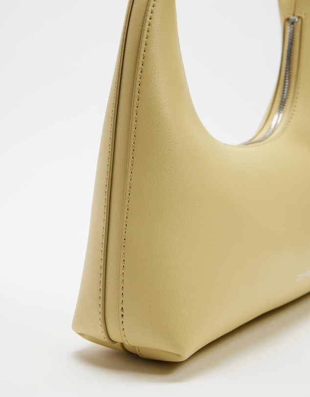 Calvin Klein - Foil Logo Conv Shoulder Bag