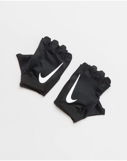 Nike - Gym Essential FG Gloves