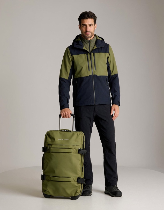 Pierre Cardin - Pierre Cardin 61cm Medium Soft Shell Trolley Case