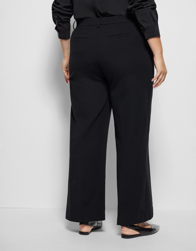 Commonry - Andrea Pant