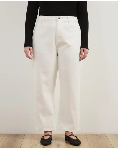 Atmos&Here Curvy - Milla Straight Leg Jeans