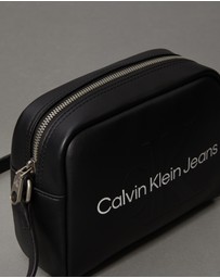 Calvin Klein - Sculpted Camera Bag