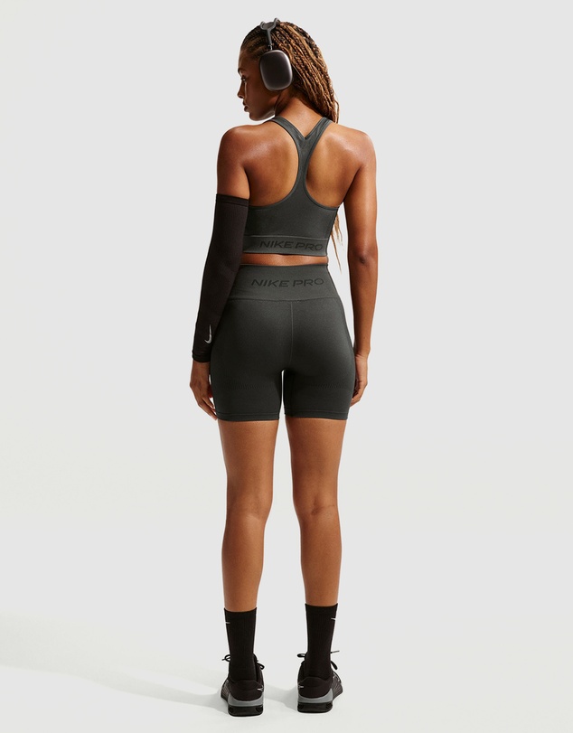 Nike - Nike Pro Seamless Dri-FIT Cropped Tank Top