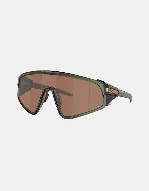 Oakley - Latch Panel