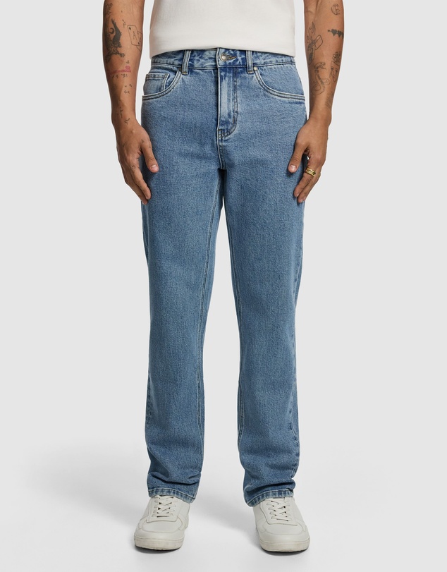 yd. - Spike Straight Jean