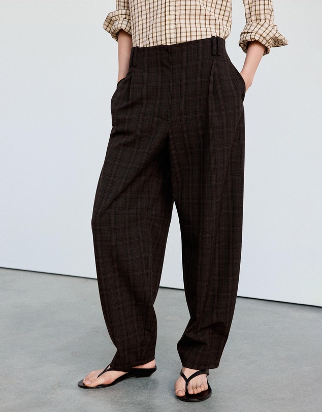 M.N.G - Barrel Trousers