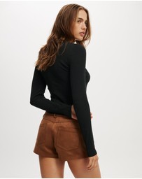 Cotton On - Suede Micro Shorts