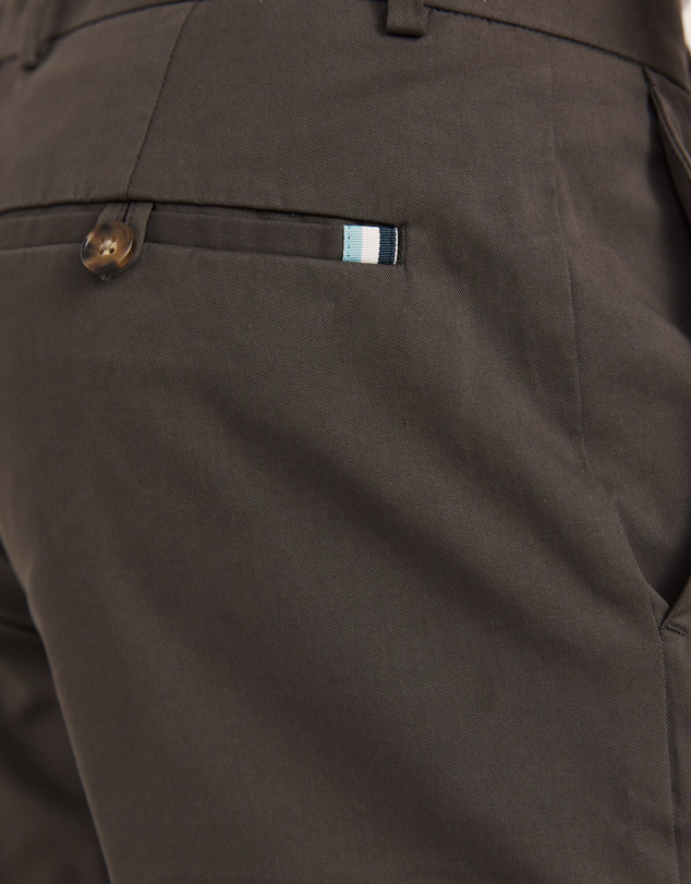 SABA - Mills Cotton Straight Leg Chino