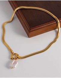 Sol Sana - Baroque Pearl Necklace