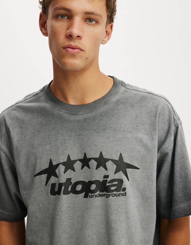 Cotton On - Box Fit Graphic T-Shirt