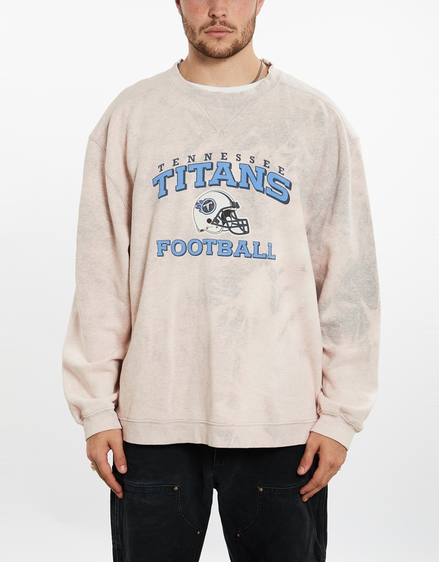 Vintage by The Real Deal - Pre Loved - Vintage Tennessee Titans Sweatshirt