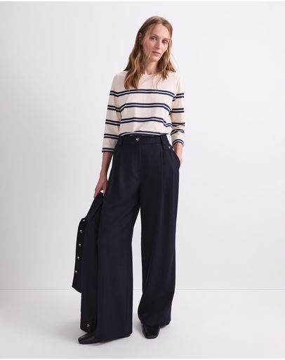 winter white/ navy