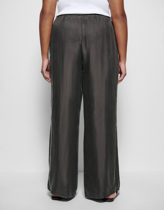 Commonry - Trish Pant