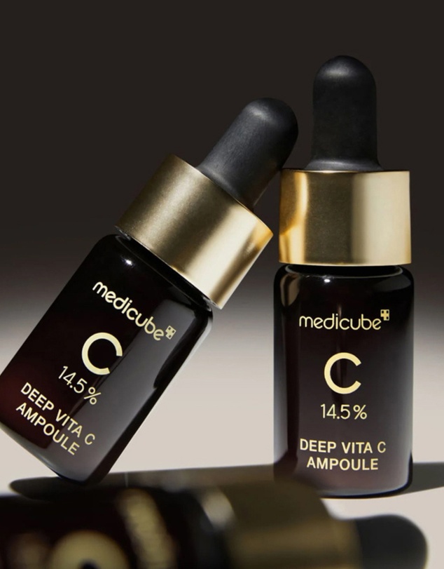 MEDICUBE - Deep Vita C Ampoule