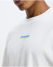 Doucette - Butterfly Compact Tee
