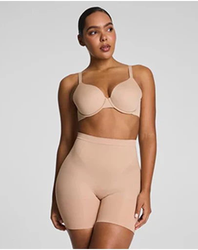 Spanx - Mid Thigh Shorts
