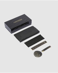 Hawkers Co - HAWKERS - Long Island Black PAULA ECHEVARRIA Sunglasses for Men and Women UV400