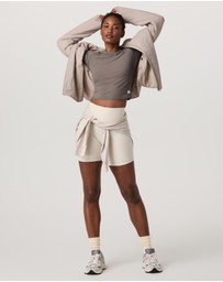 Vuori - Pose Fitted Tee