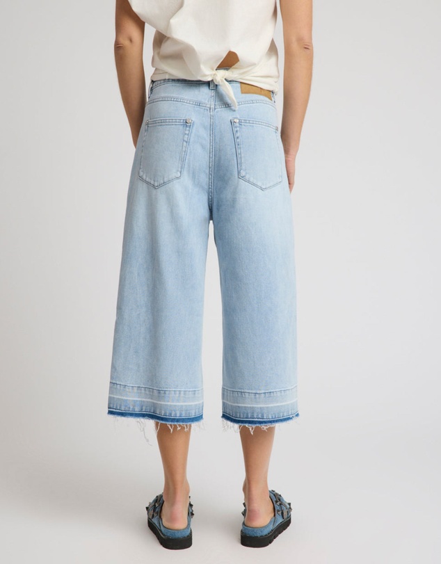ONE TEASPOON - 720'S Mid Waist Super Long Length Boyfriend Denim Jorts - Blue Latte