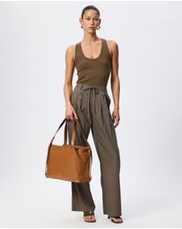 Armani Exchange - Alice Shopping M Bag