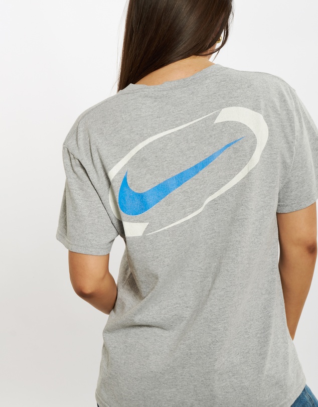 Vintage by The Real Deal - Pre Loved - 90s Nike Tee