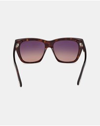 Tom Ford - Flynn 02
