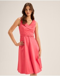 Review - Oasis Dress