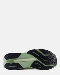 New Balance - FuelCell Propel v5 - Men's