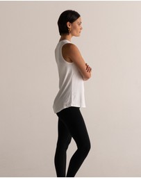 HyperLuxe The Label - Tank Top