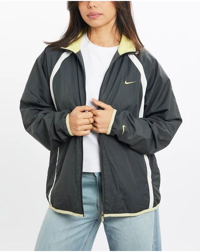 Vintage by The Real Deal - Pre Loved - Vintage Nike Windbreaker Jacket
