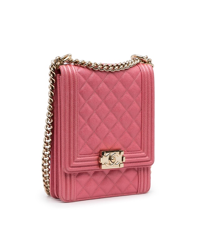 Pre-Loved by Azura Reborn - Pre-Loved chanel Boy Chanel Leather Crossbody